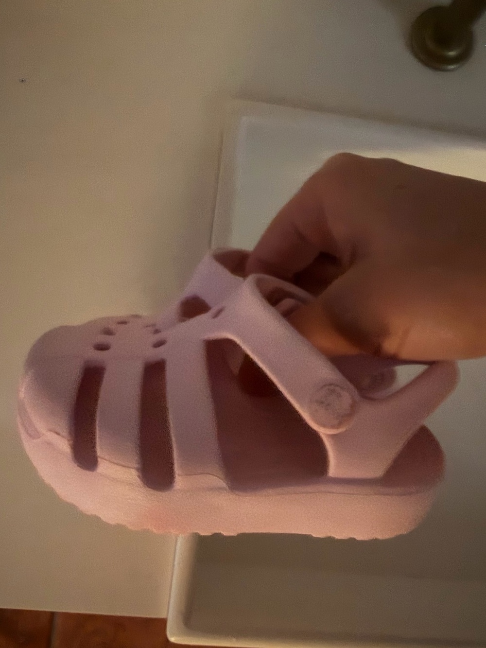 CROCS Kids Light Pink Closed-Toe Cushion Sandal